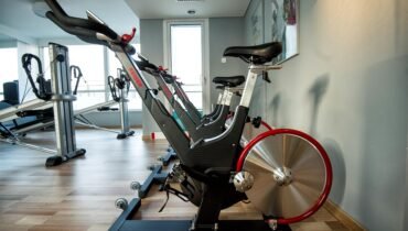 The Ultimate Home Gym: RitFit M1 PRO Review + Leg & Back Exercises Included