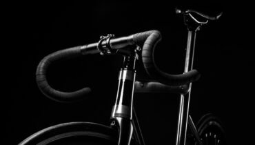 Shrimp Squat: How to Do It, Benefits, Muscles Worked & Common Mistakes