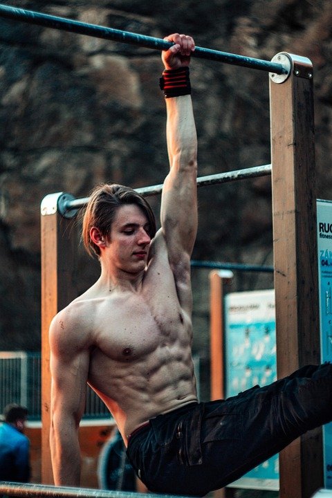 Stronger This Season: Why Fall Is the Perfect Time to Try a Group Fitness Class