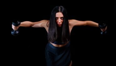 Austin Claggett Trains for Extreme G-Forces to Master ‘Top Guns: The Next Generation’