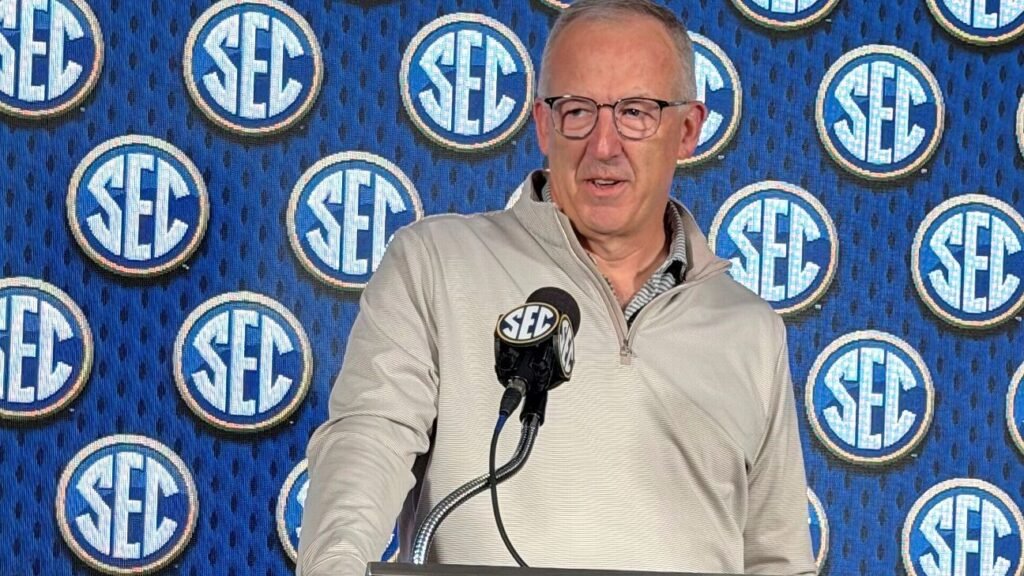 College football spring meetings: Buzz from the SEC and Big Ten