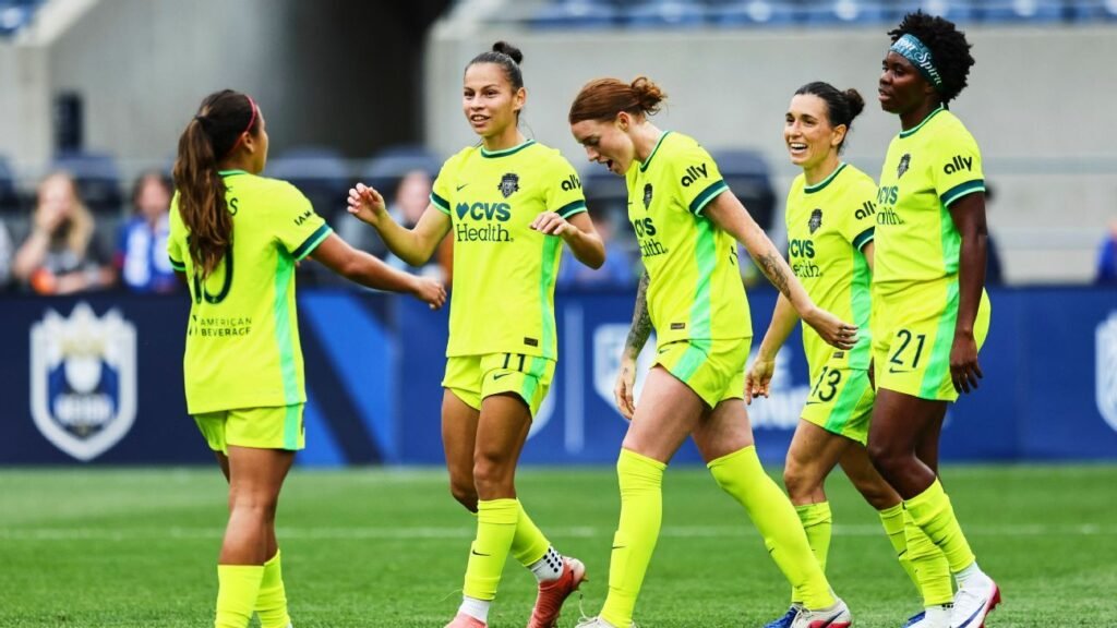 NWSL Power Rankings: Wave take top spot, Spirit's streak continues