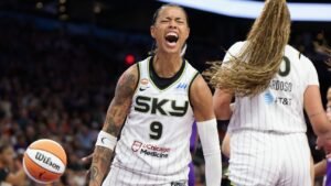 WNBA Power Rankings: Sky crack top 5 with hot start, more early-season risers
