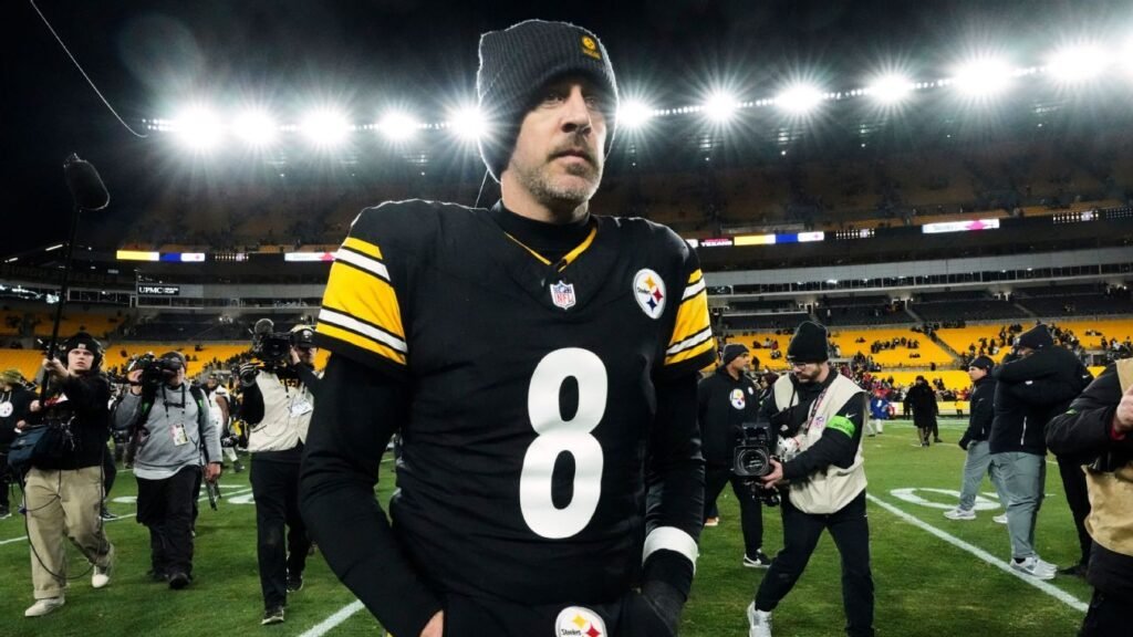With Aaron Rodgers' return, Steelers now have a QB conundrum