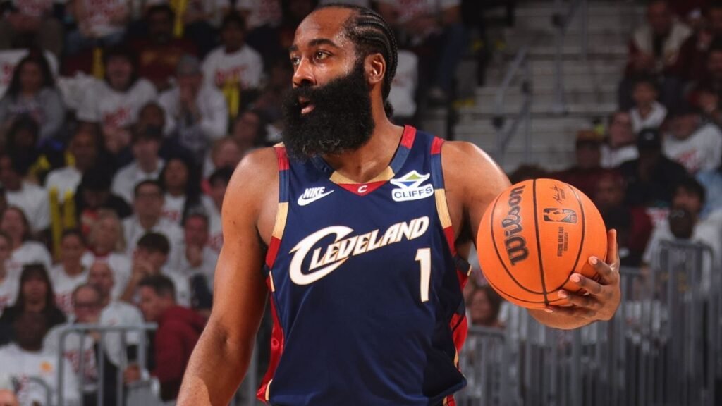 Cavaliers' Harden charged with unlawful carrying of weapon