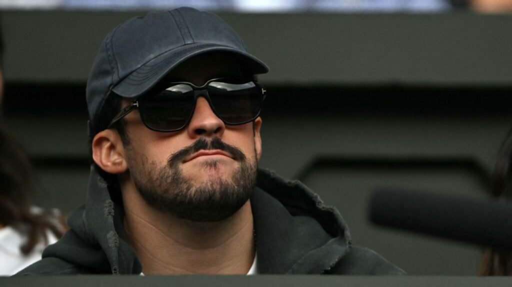 David Beckham, Niall Horan and more celebs in atte...