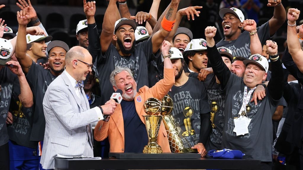 Dolan asked Knicks to sacrifice for title in April speech