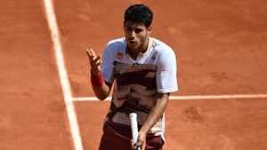 French Open fines Paraguay's Vallejo $65K for sexist ump remark