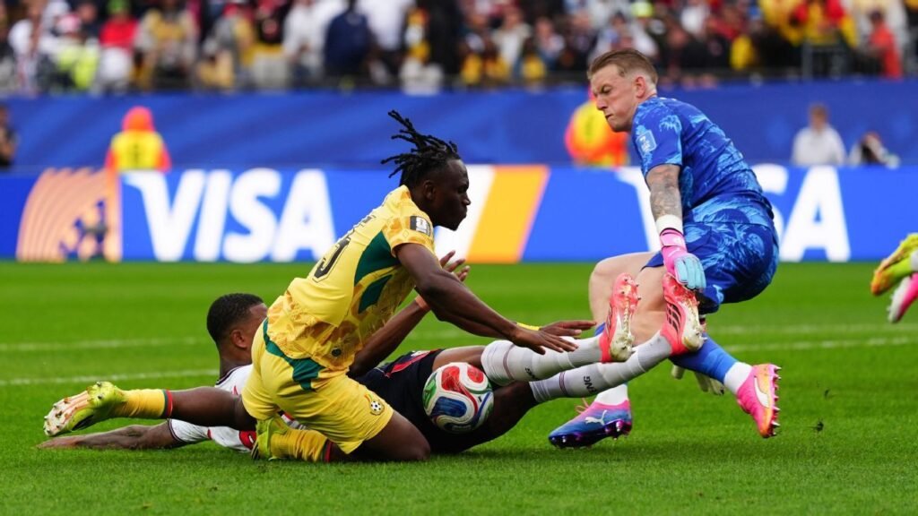 Ghana coach: 'VAR went for coffee' to aid 'lucky' England
