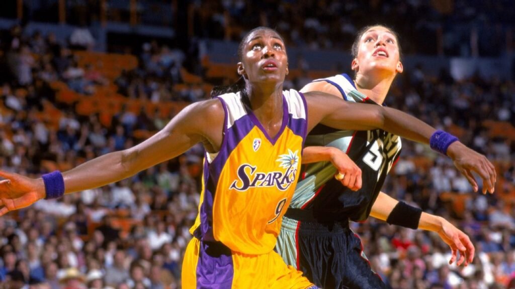 Inside the WNBA's inaugural game between Liberty, Sparks in 1997
