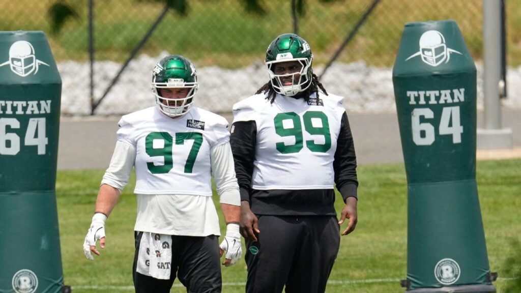 Jets wanted to get bigger to compete in 'big man's game'