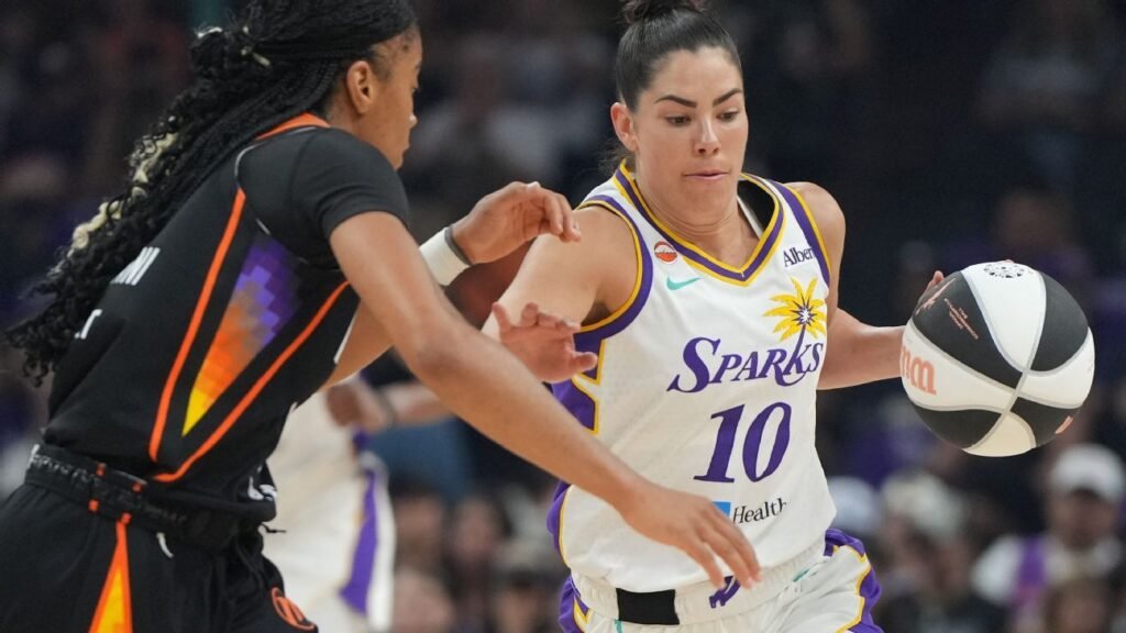 Kelsey Plum, Kahleah Copper author dueling 40-point games