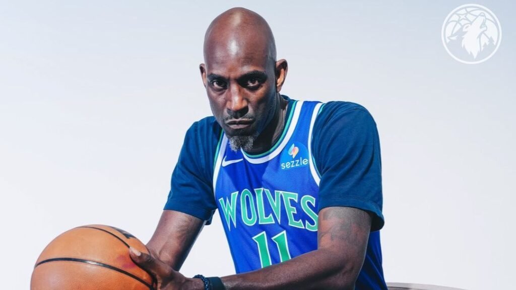 Minnesota Timberwolves unveil new uniforms, logo and courts