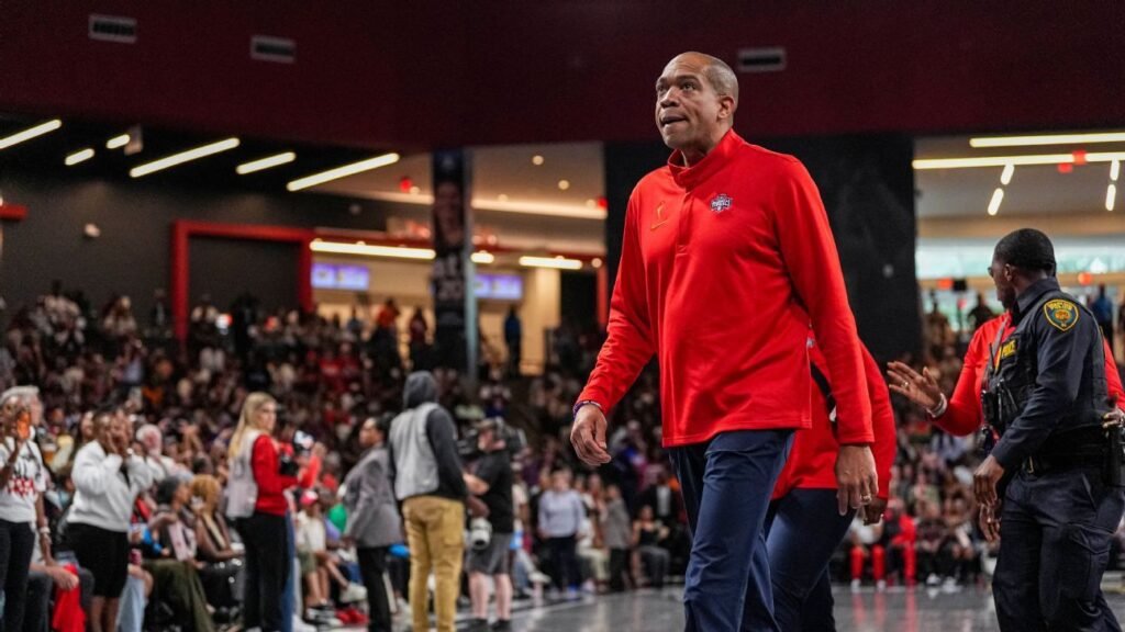 Mystics' Johnson escorted off court by police after ejection