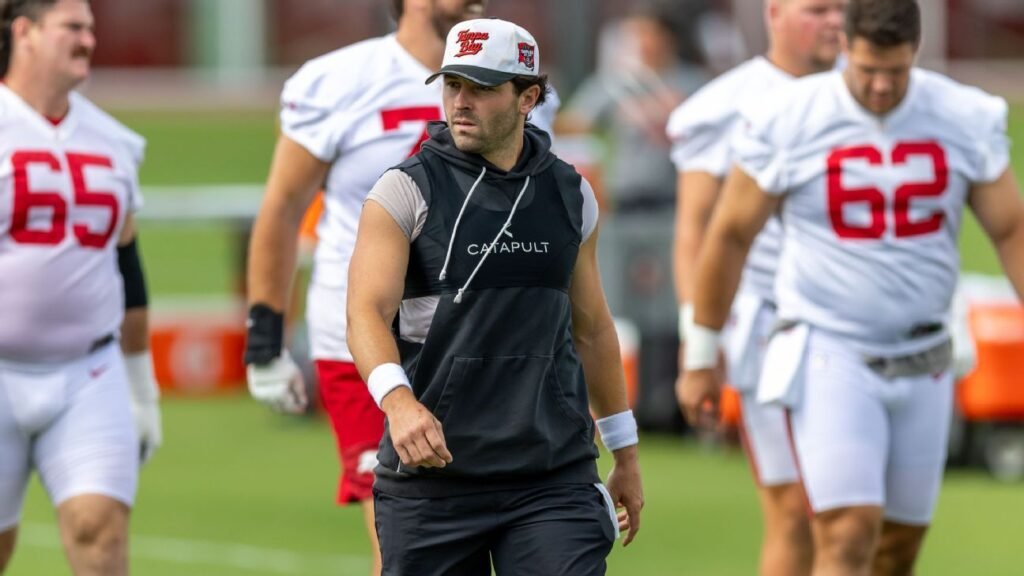 QB questions for all 32 NFL teams: Contracts, injuries, more