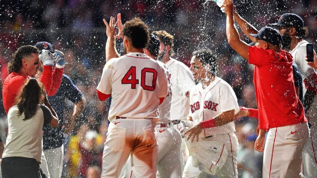 Red Sox rally in 10th, complete four-game sweep of Yankees