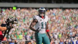 What's next for Eagles, Patriots after A.J. Brown trade?