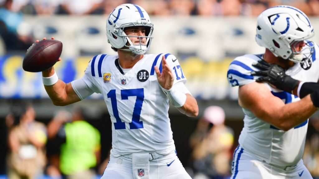 Which NFL breakouts, nosedives will continue in 2026 season?