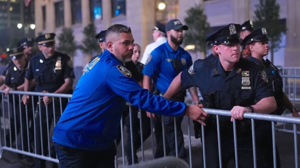 With Trump attending Game 3, watch party canceled, NYPD says