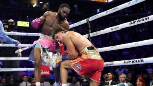 With Zayas out of the way, 'Boots' Ennis looks to be undisputed