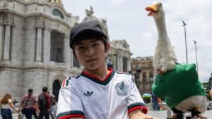 World Cup's best viral moments: Mexico, Scotland ducks; German cyclist rides far