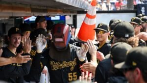 Fantasy baseball free agent pickups: Pick up some potent Pirates, pronto