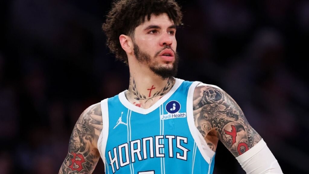 GM: Ball trade can help Hornets 'compete for championships'