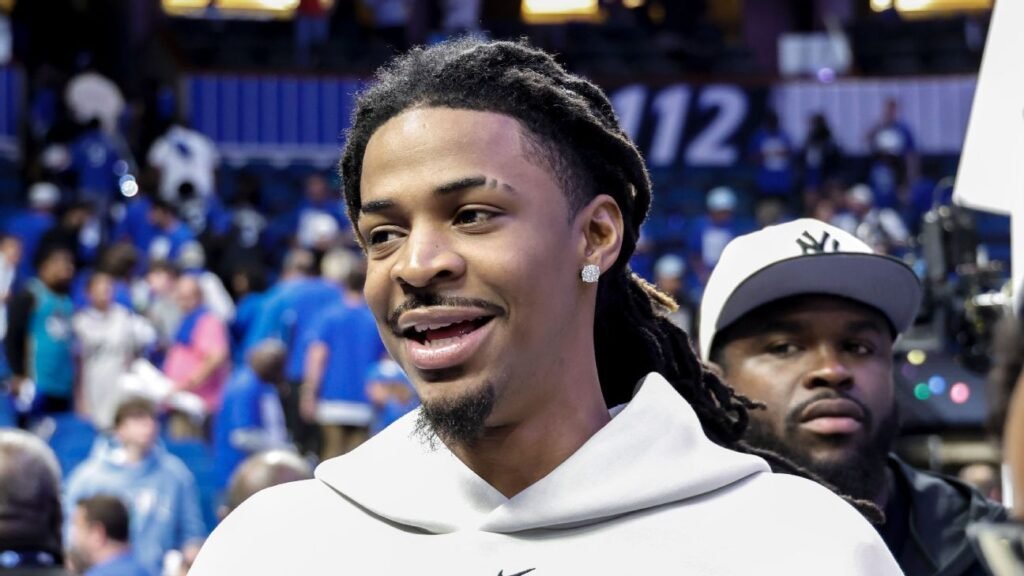 Ja Morant mistakenly autographs former number on Blazers jersey