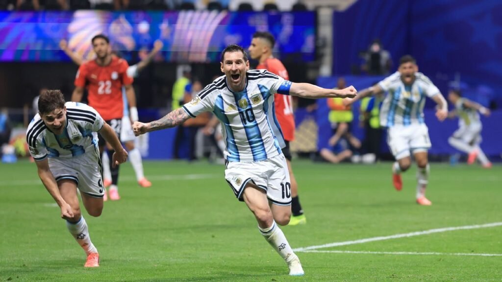 Mahomes, Brady lead reaction to Argentina-England World Cup comeback
