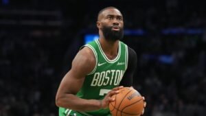 NBA execs react: Celtics trade Jaylen Brown to 76ers