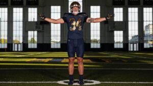 Notre Dame reveals 'Shamrock Series' uniforms for Green Bay opener