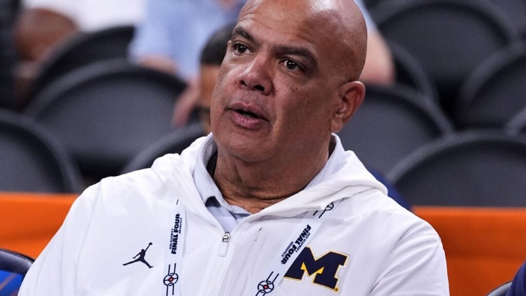 Sources: Michigan regents to discuss investigation Thursday