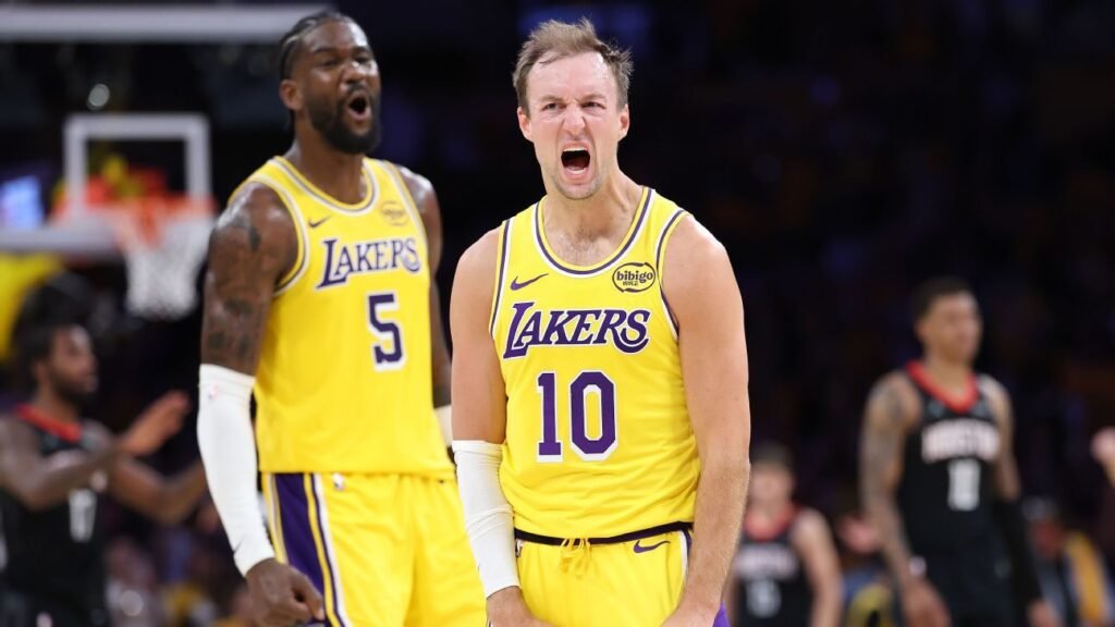 Sources: Suns, Luke Kennard agree on two-year, $13M deal