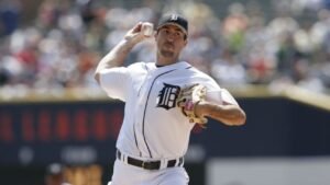 The baseball world during Justin Verlander's MLB debut