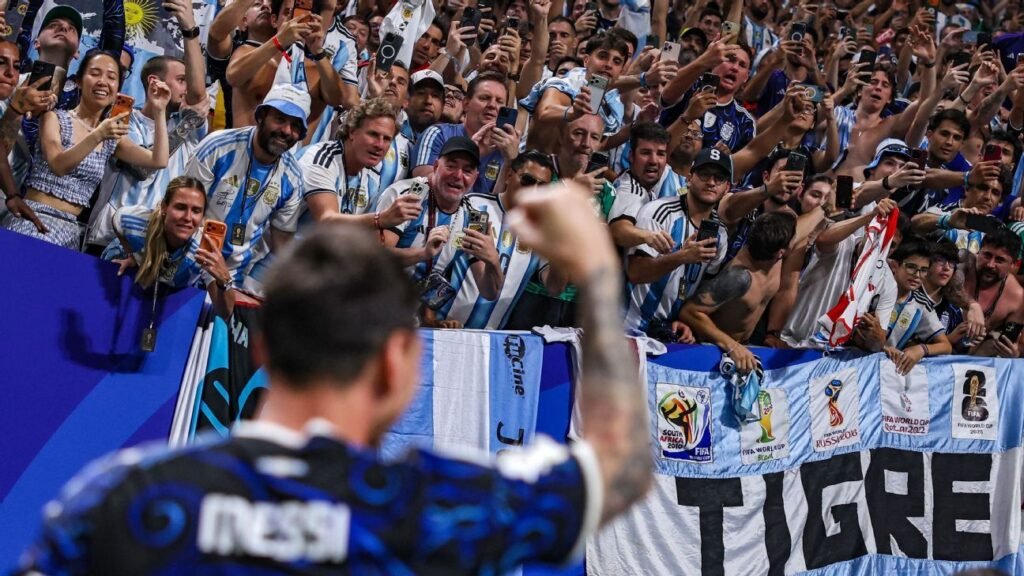 World Cup daily: Argentina fans party after dramatic World Cup semifinal win
